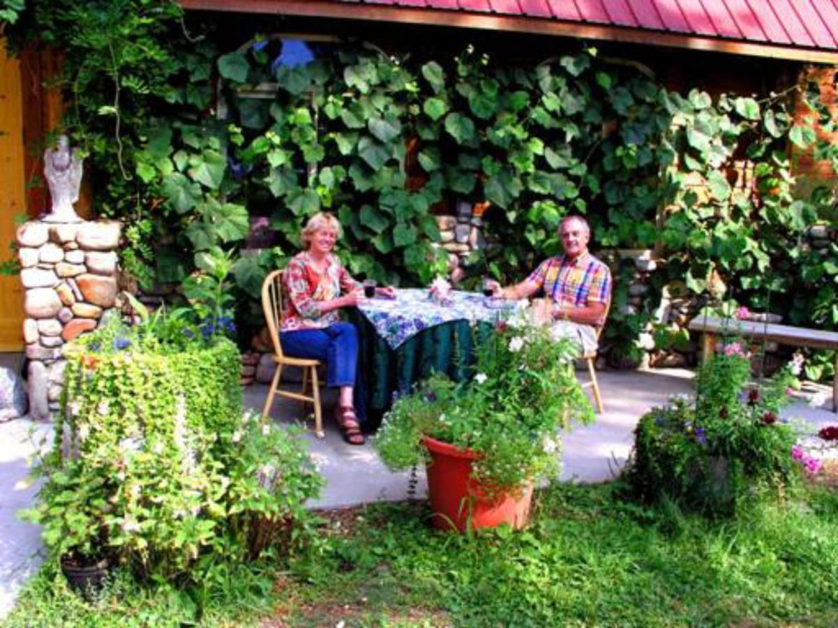 China Bend Winery Bed And Breakfast Kettle Falls ภายนอก รูปภาพ